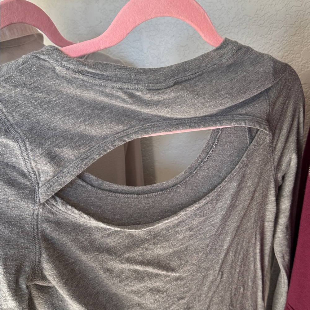 Grey Open-back Long Sleeve Activewear Top